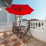Lipic Apartment