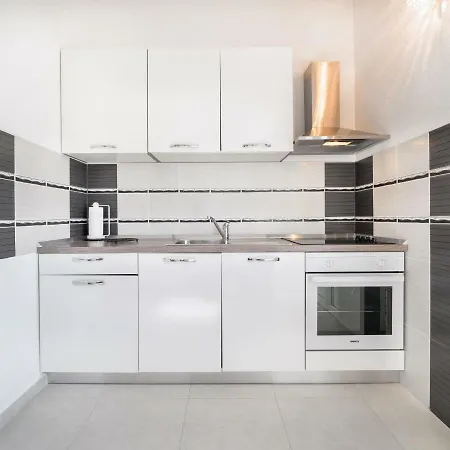 Lipic Apartman *