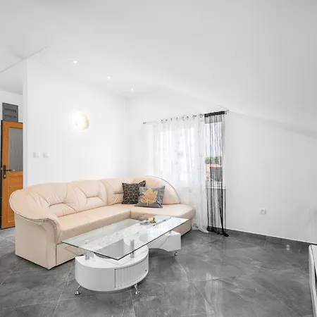 Lipic Apartman